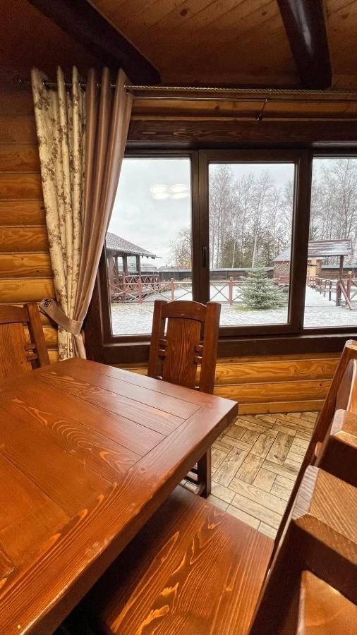 На Ставку Vila Vyzhnytsya Exterior foto
