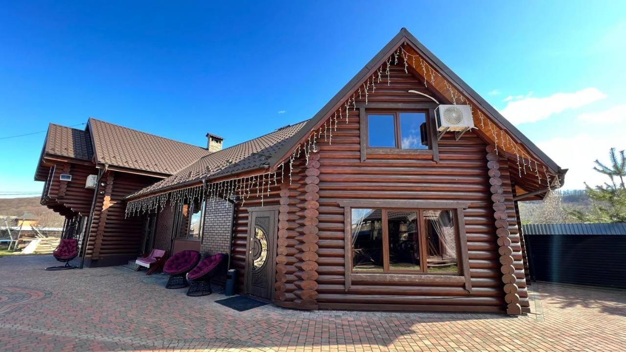 На Ставку Vila Vyzhnytsya Exterior foto